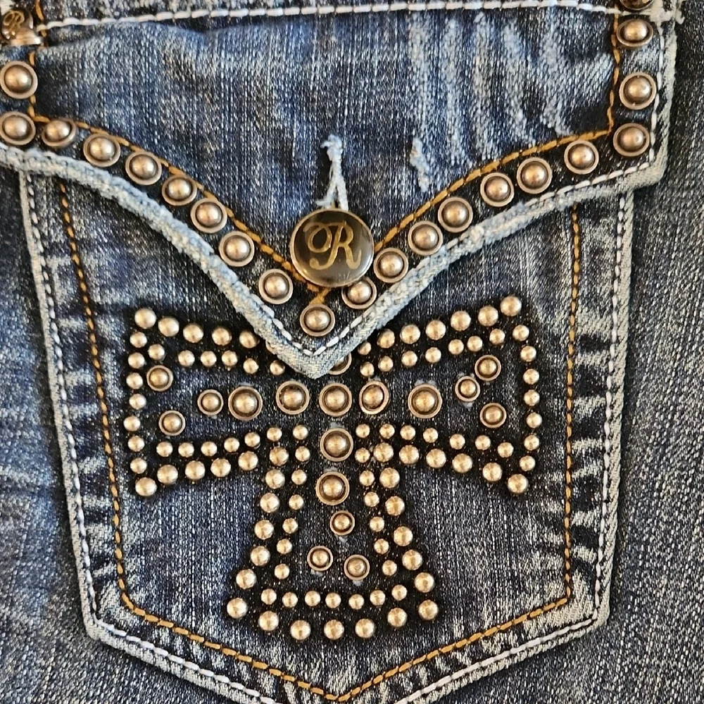 Rock & Roll Cowgirl Low Rise Bootcut Jeans - Heavily Studded 26 X 34 - Picture 3 of 11